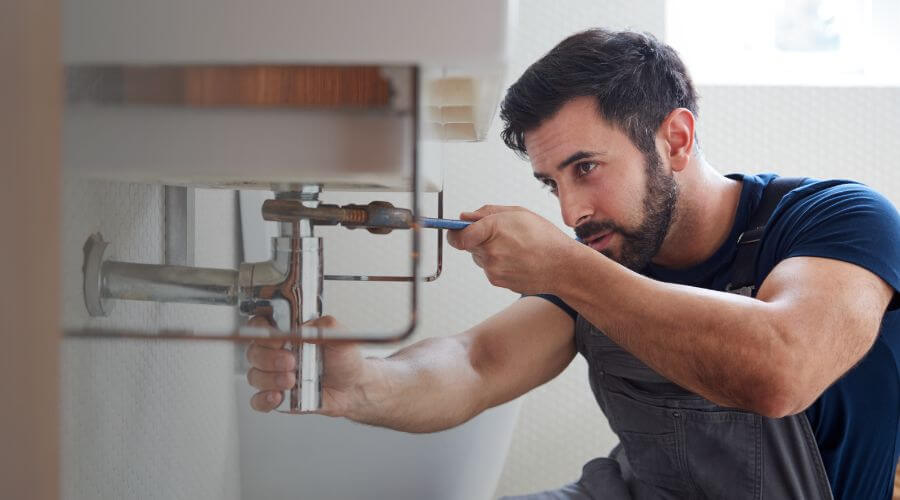 Professional water heater repair in Dickens, TX